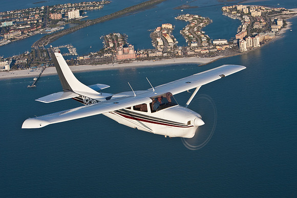 Cessna 210